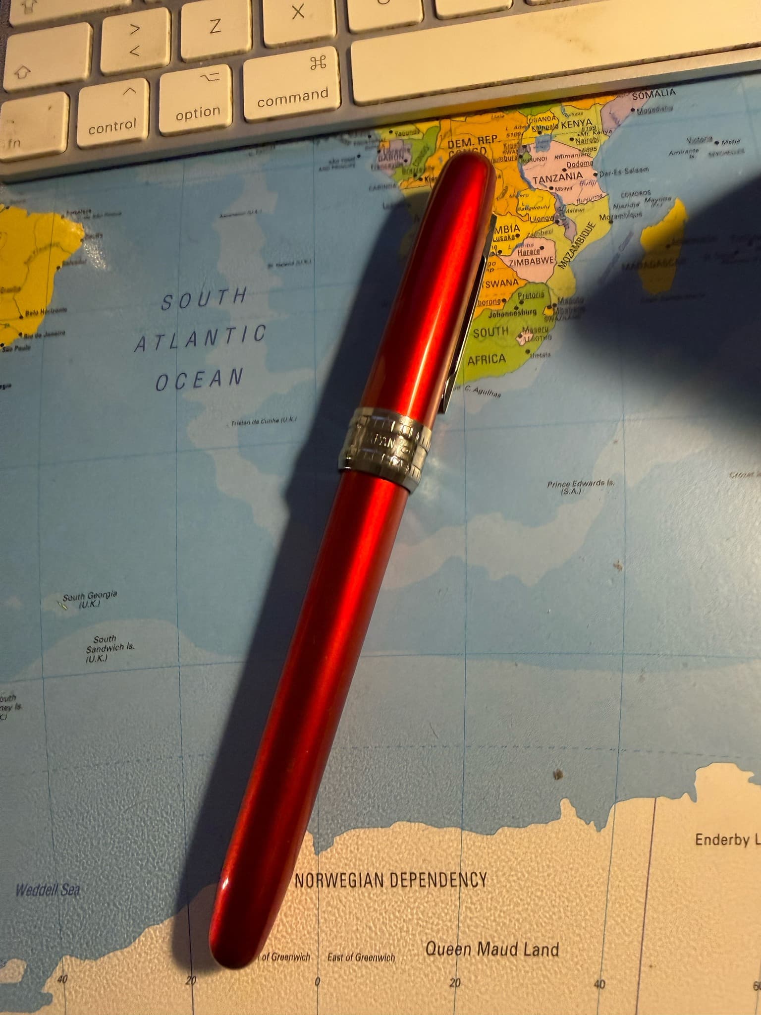 Montblanc Meisterstuck Solitaire Doue or similar metallic red edition