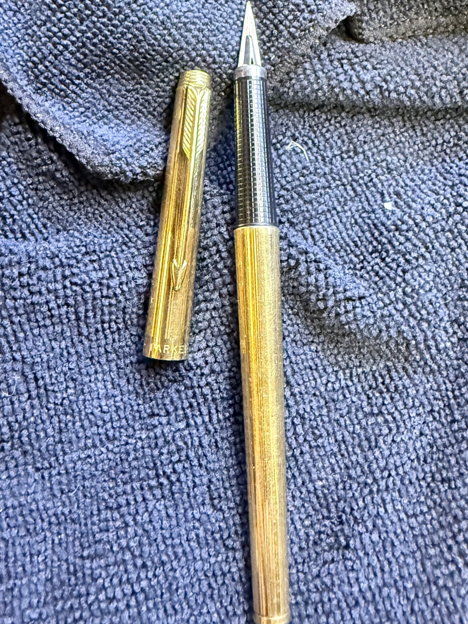 Parker Parker 75 (Ciselé / Imperial or similar gold-plated variant)