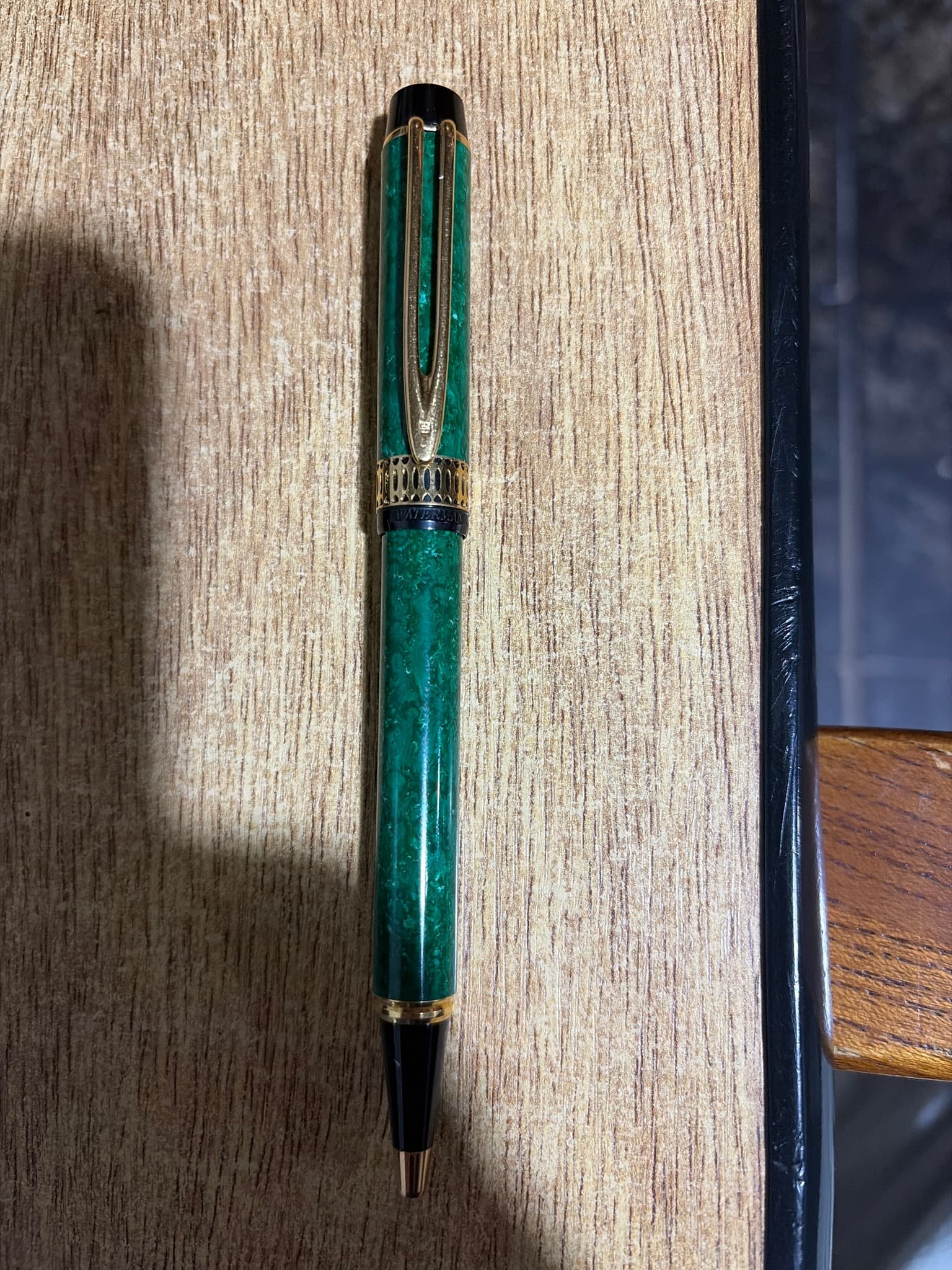 Waterman Exception / Charleston / Expert (Green Marble finish line variant)