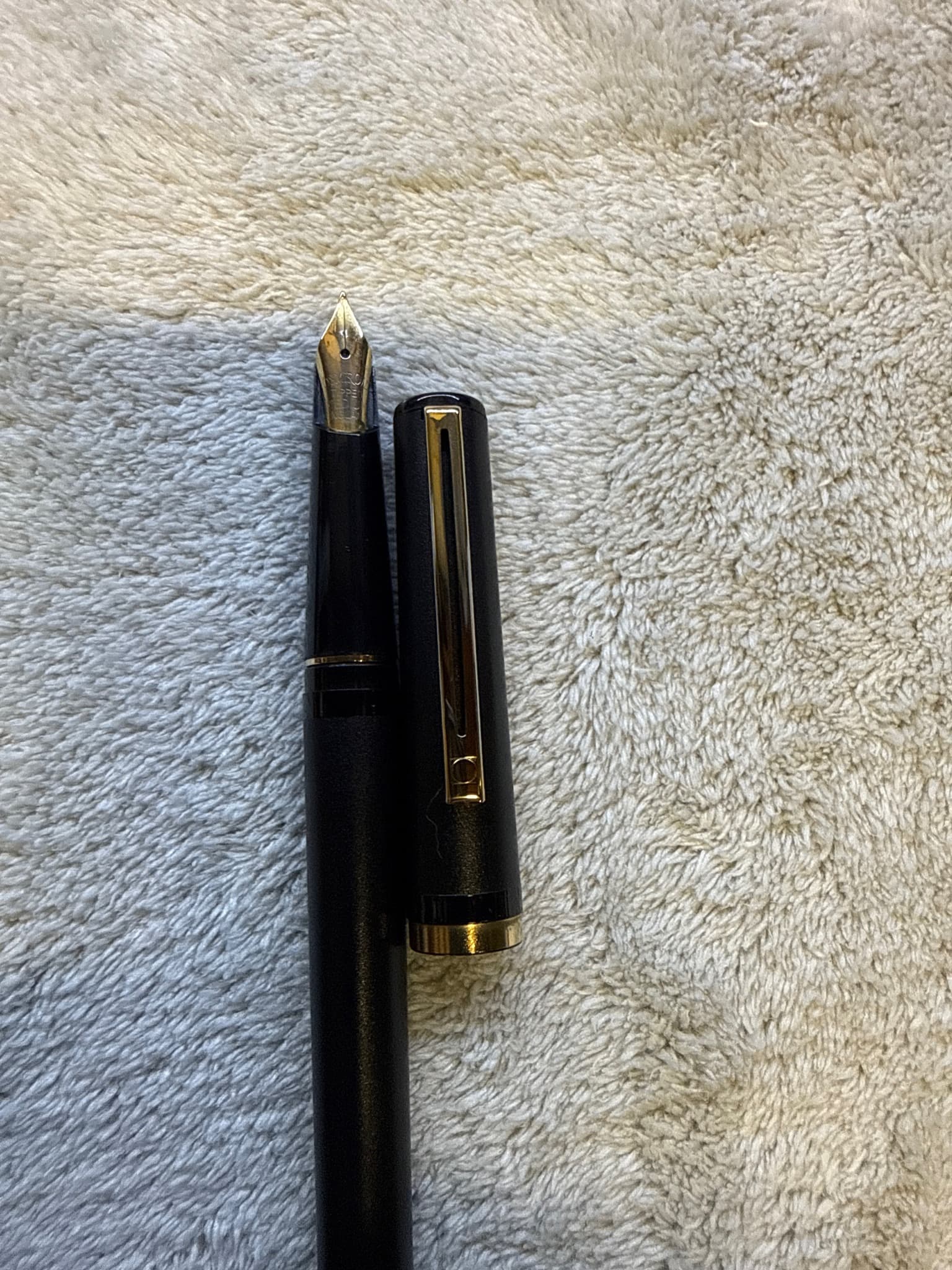 Sheaffer Imperial or Triumph classic style