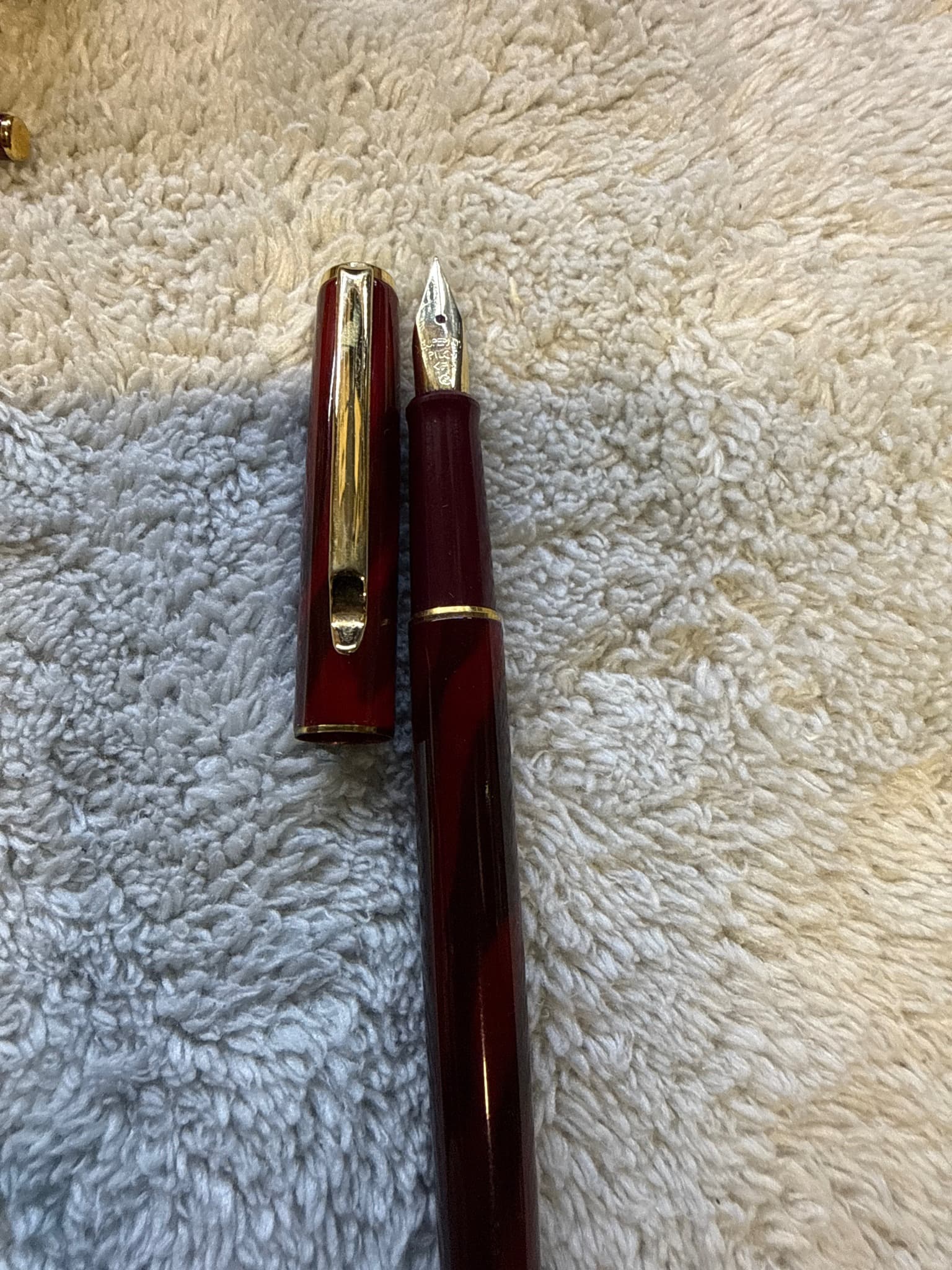 Pilot Custom Marble / Elite Pocket style vintage variant