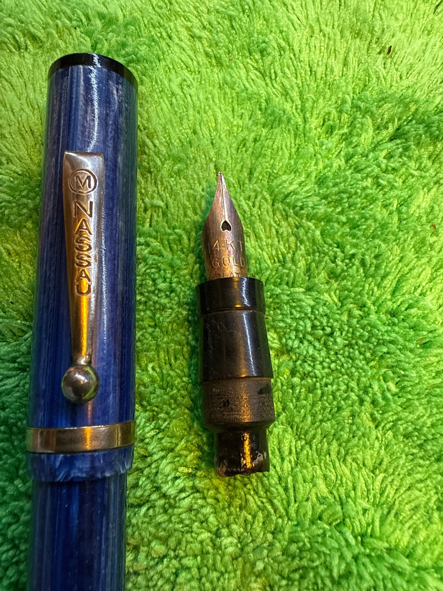 Nassau Unknown Vintage Flat-Top