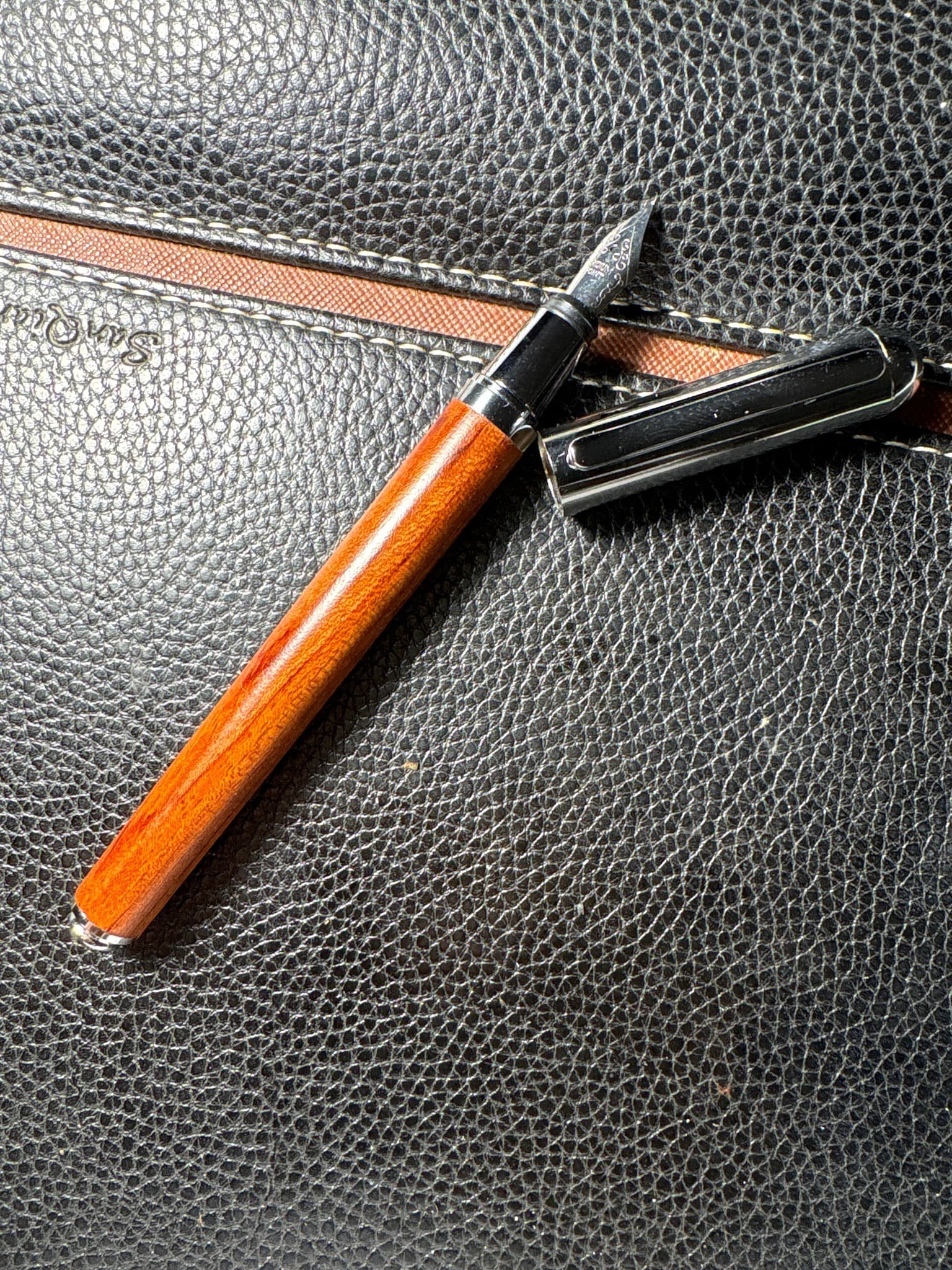 Unknown Wood-grain desk pen / gift pen