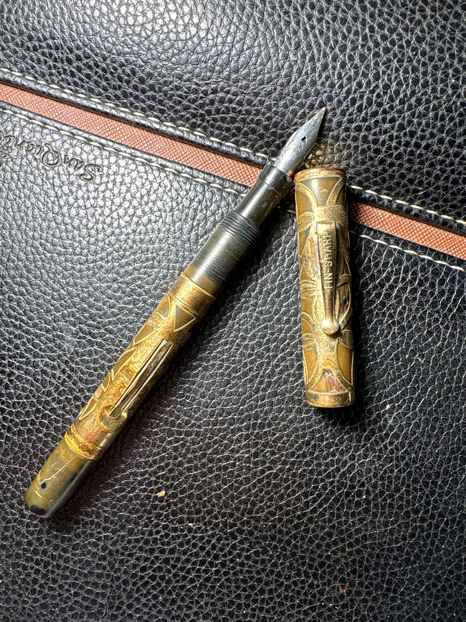 Fin-Sharp Unknown Vintage Safety or Lever-Fill Pen