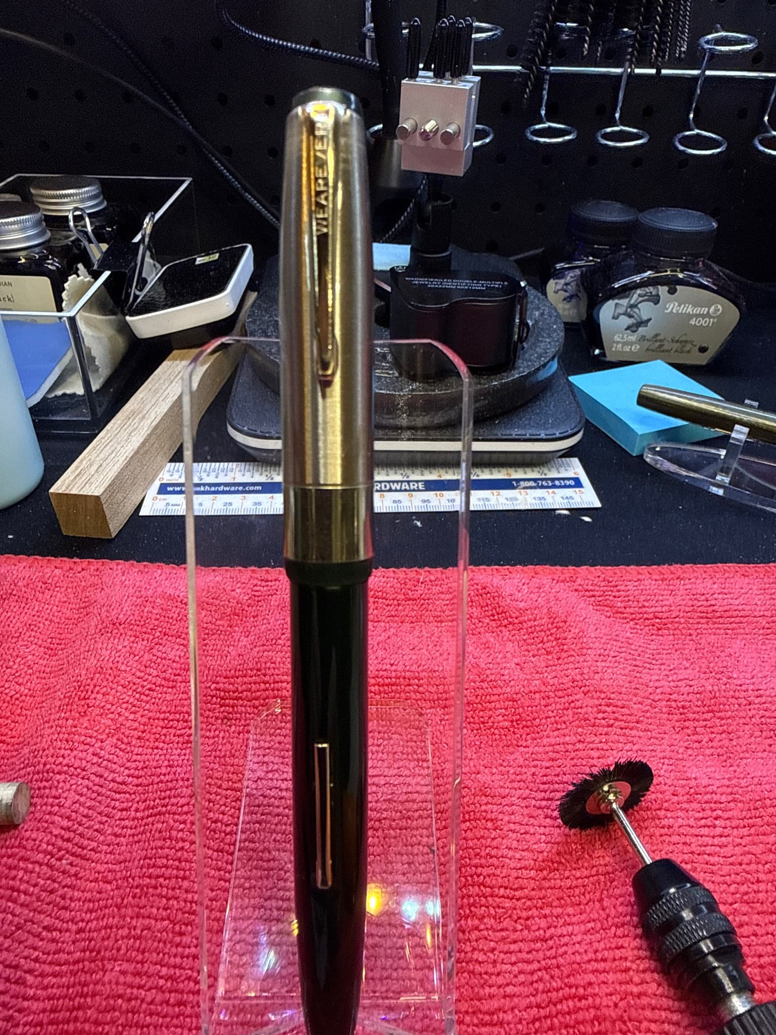 Wearever Pacemaker or similar vintage lever-filler model