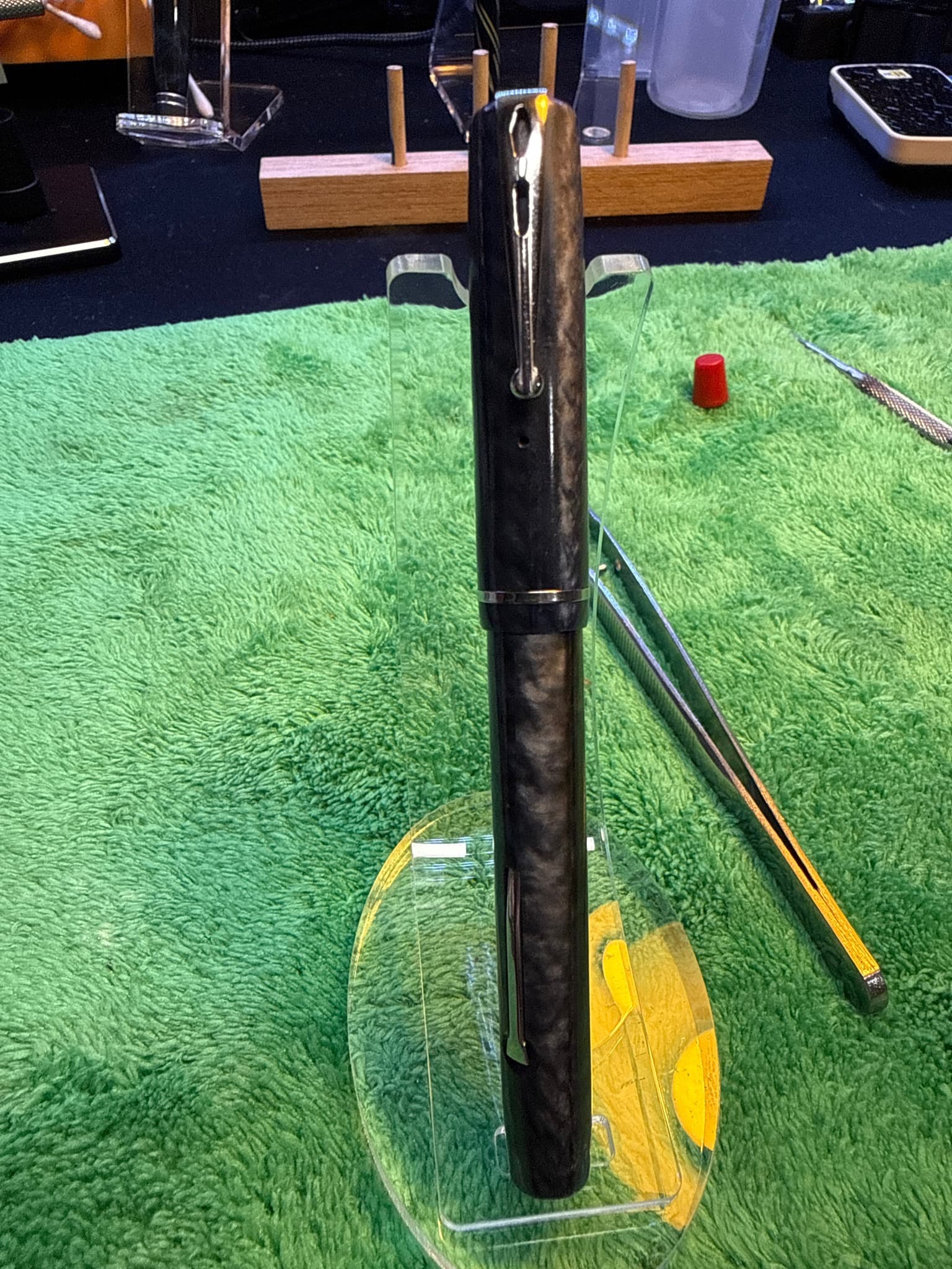 Unknown / Artisan Custom Carbon Fiber Fountain Pen