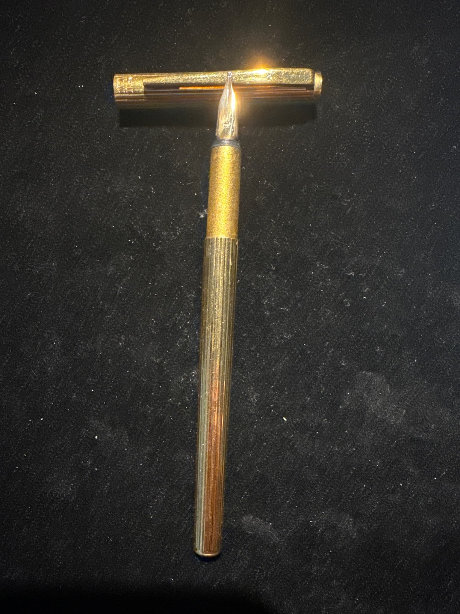 T-Pen / Unknown T-Shape Vintage Pen