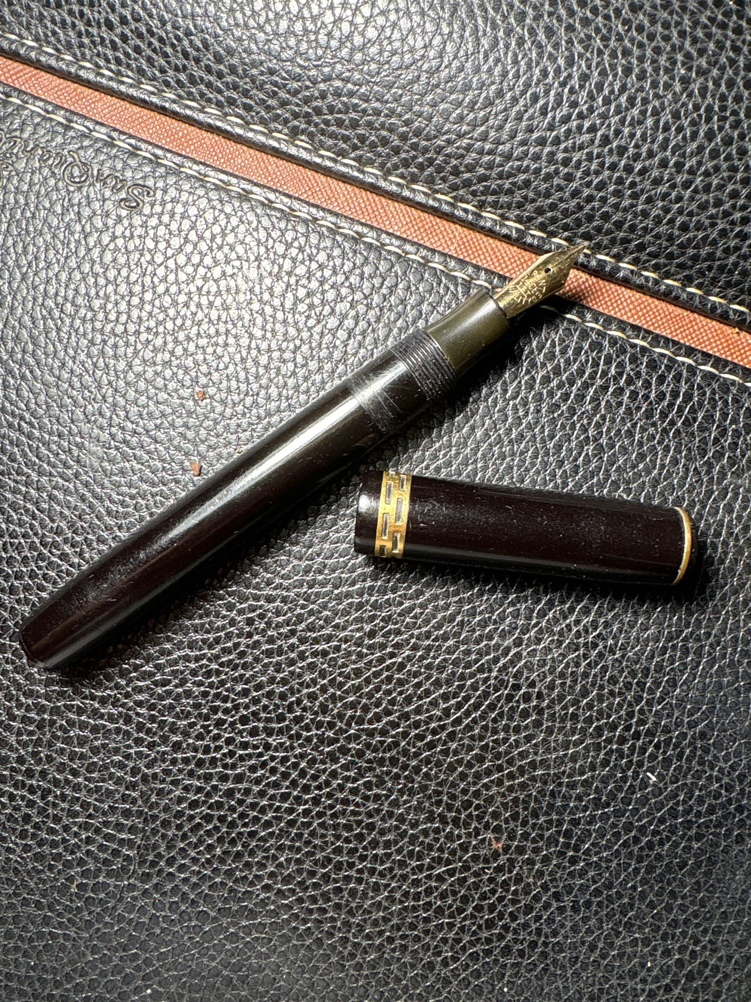 Wahl-Eversharp Deco Band or Coronet style vintage pen