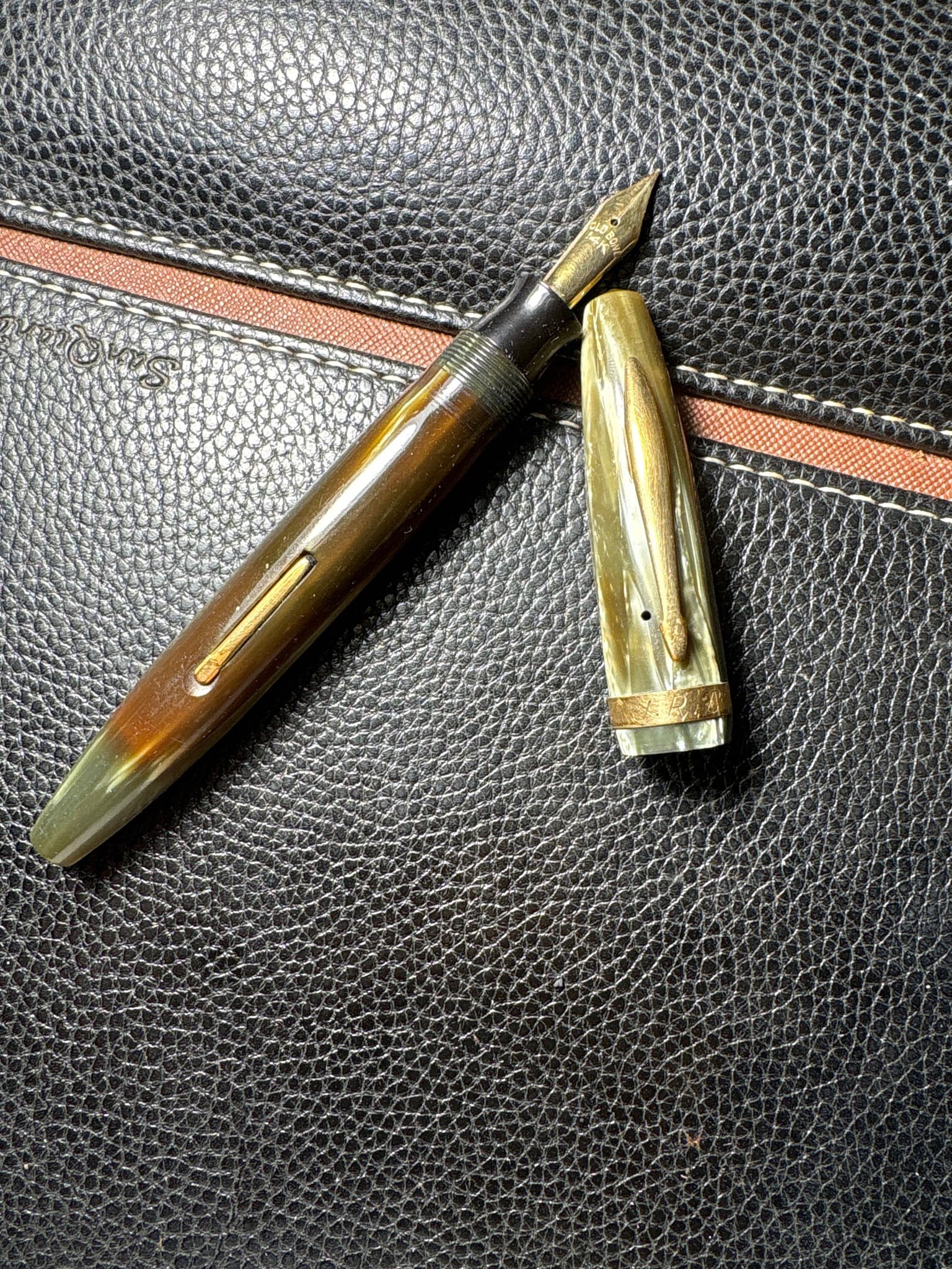 Gold Bond Vacuum-Fill style lever/safety pen